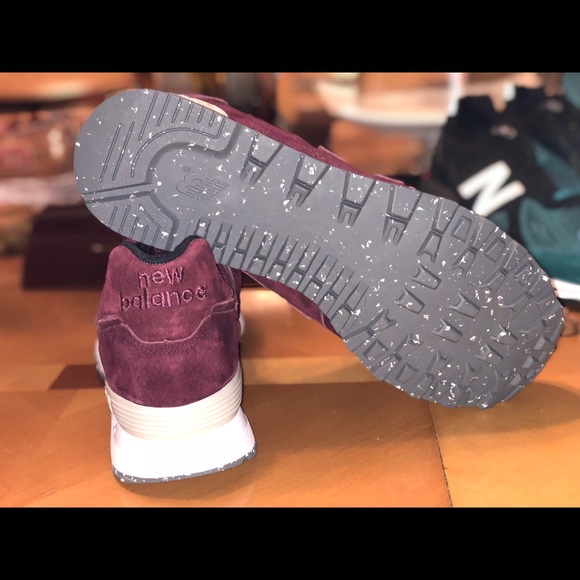 New Balance 574 Classic Size 10 - Picture 3 of 4